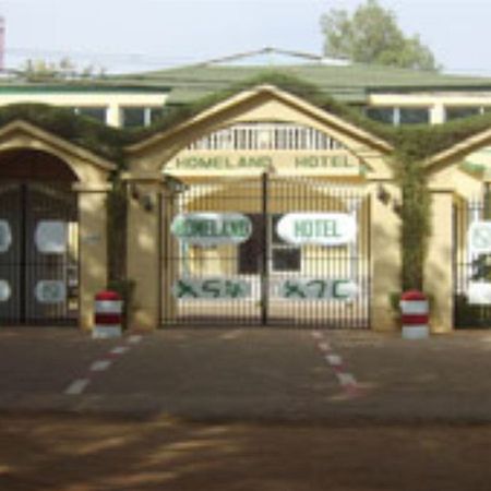 Homeland Hotel Найамей Екстериор снимка